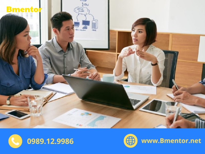 EMBA là gì? Chương trình EMBA có gì đặc biệt? 9 emba