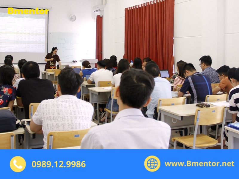 Học thạc sĩ để làm gì? 5 lợi ích thiết thực nhất 5 học thạc sĩ để làm gì